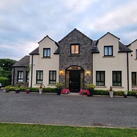 Boutique Country House Aldergrove Bed & Breakfast Crumlin  Exterior photo